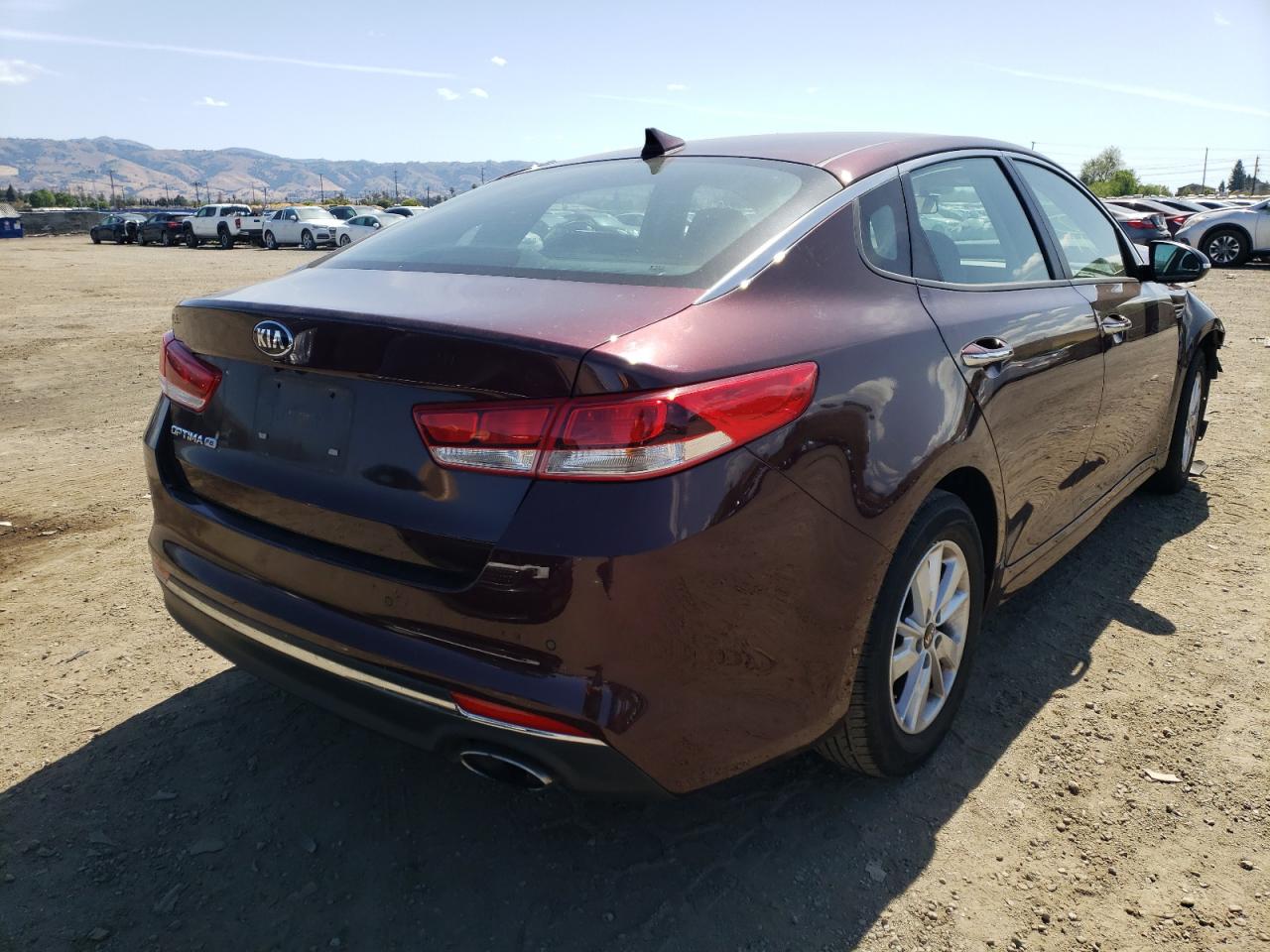 Photo 4 from auction – 2018 KIA OPTIMA LX with VIN 5XXGT4L37JG249835