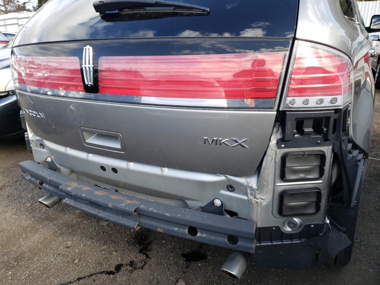 Photo 9 from auction – 2008 LINCOLN MKX with VIN 2LMDU88C58BJ12063