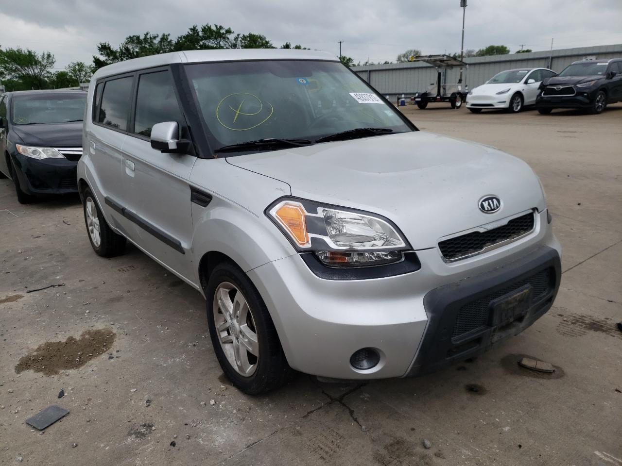 KIA SOUL + 2010 with VIN KNDJT2A23A7079194 - Photo from auction