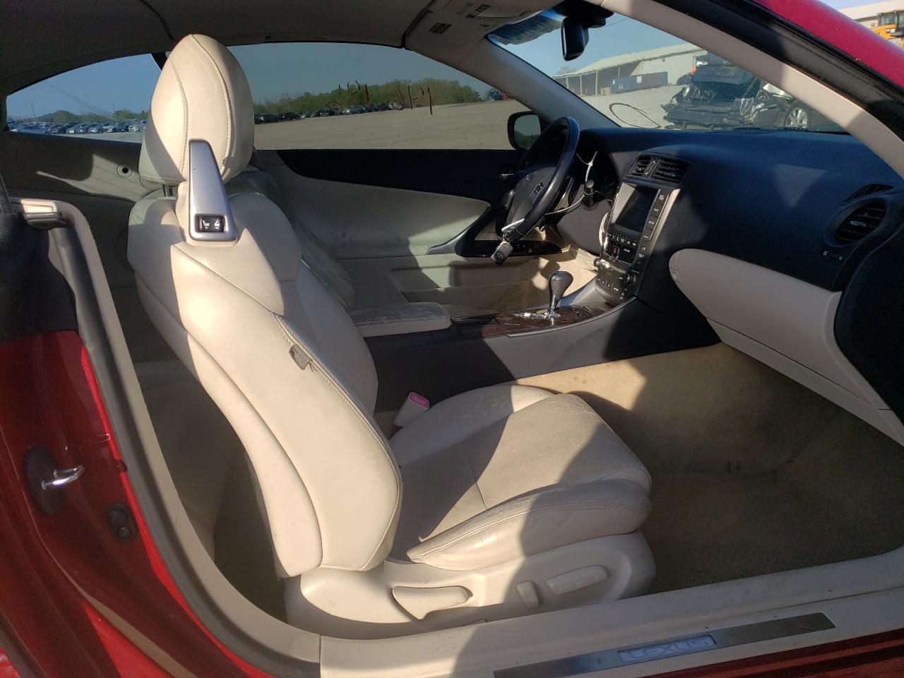 Photo 5 from auction – 2010 LEXUS IS 250 with VIN JTHFF2C25A2502282