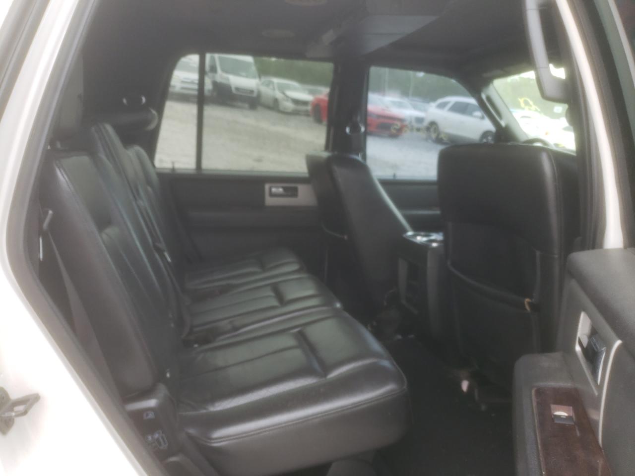 Photo 6 from auction – 2010 FORD EXPEDITION with VIN 1FMJU1K51AEA71523