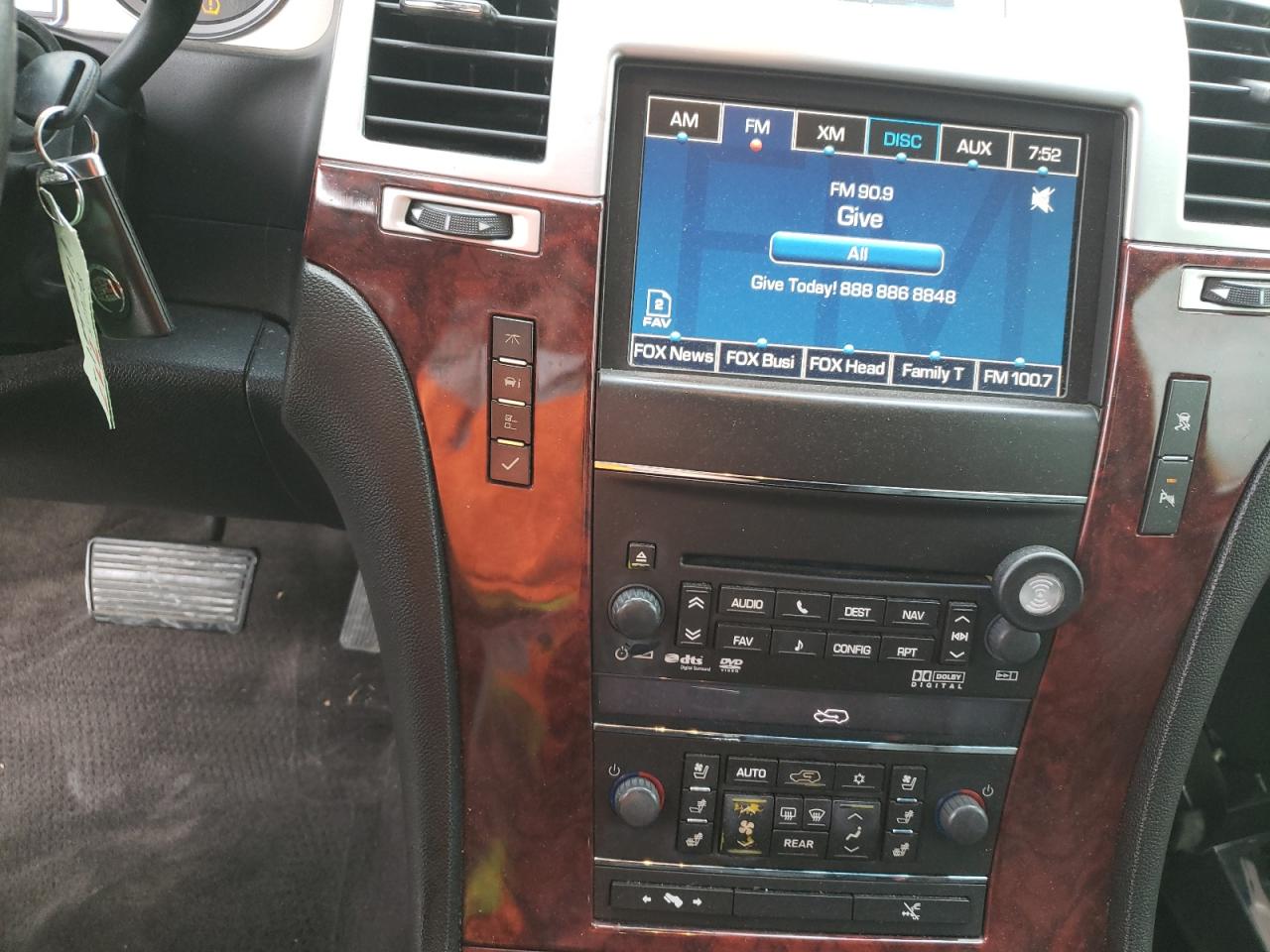 Photo 9 from auction – 2011 CADILLAC ESCALADE E with VIN 1GYS4JEF4BR164716