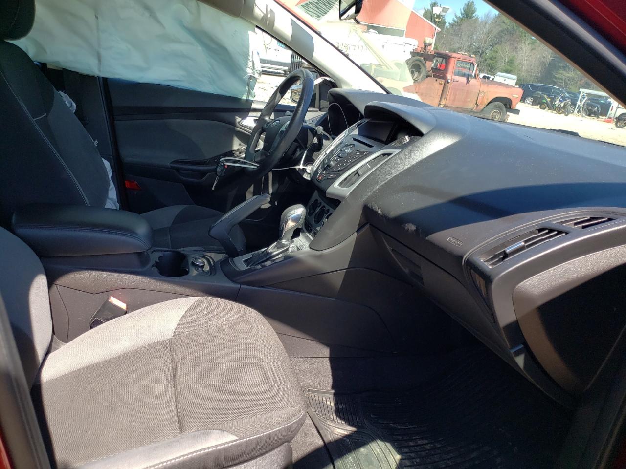 Photo 5 from auction – 2013 FORD FOCUS SE with VIN 1FADP3F26DL154777