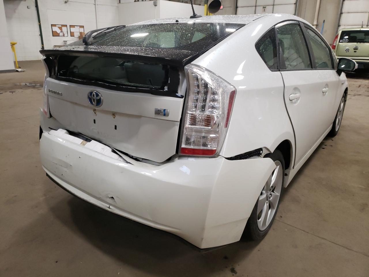 Photo 4 from auction – 2010 TOYOTA PRIUS with VIN JTDKN3DU8A0063261