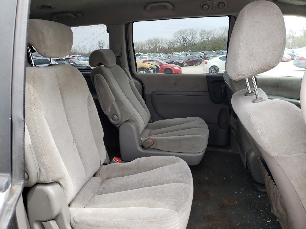 Photo 6 from auction – 2008 KIA SEDONA EX with VIN KNDMB233086206313