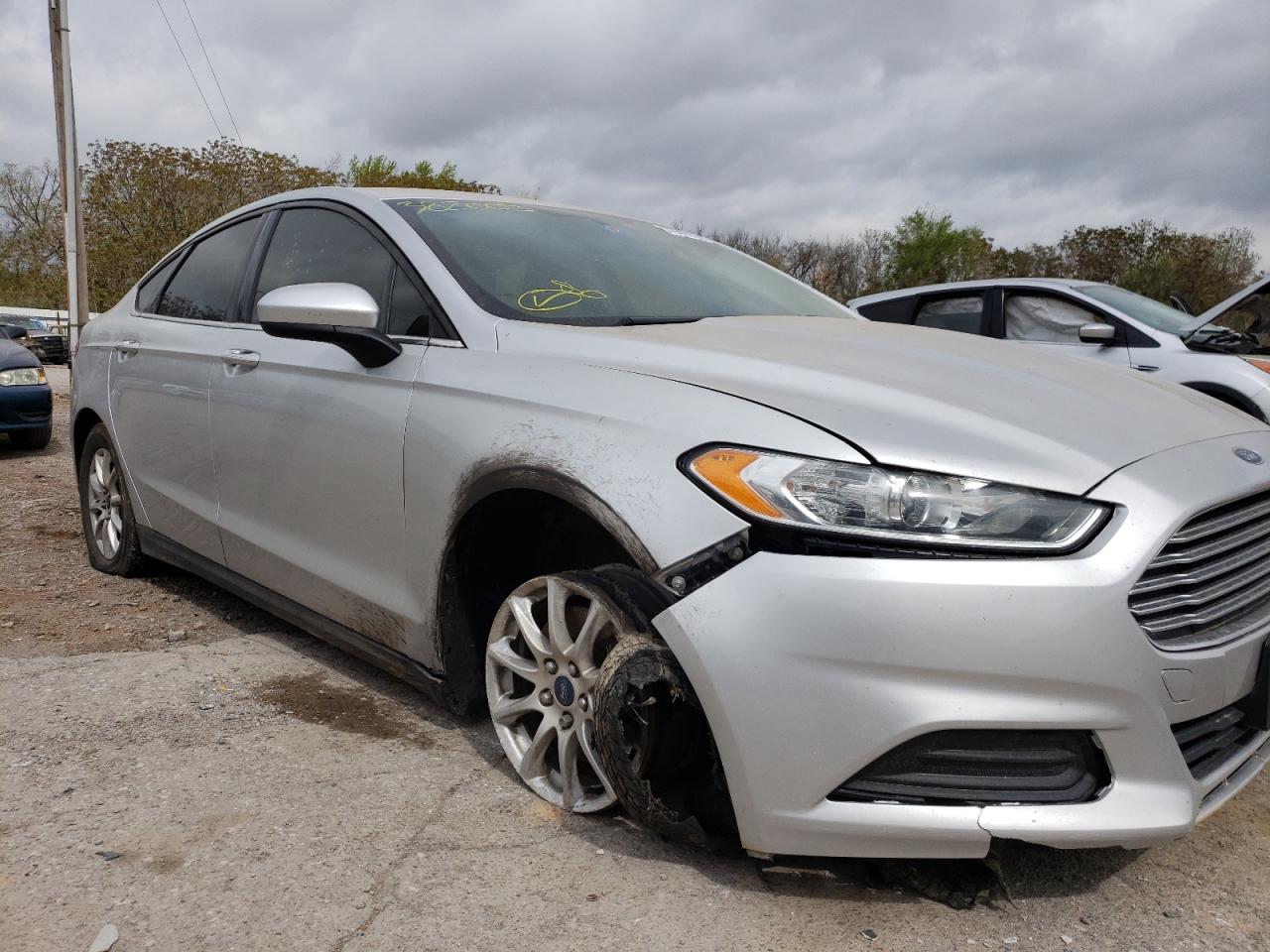 Photo 9 from auction – 2016 FORD FUSION S with VIN 3FA6P0G79GR382005