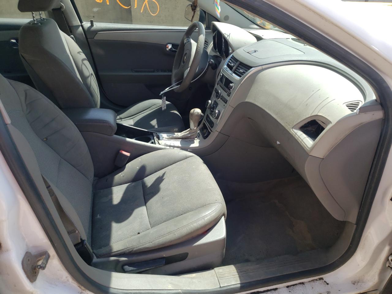 Photo 5 from auction – 2012 CHEVROLET MALIBU LS with VIN 1G1ZA5E04CF394459