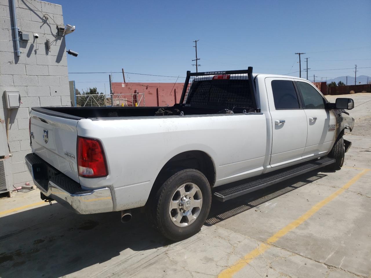 Photo 4 from auction – 2018 RAM 2500 SLT with VIN 3C6UR5JL3JG135247