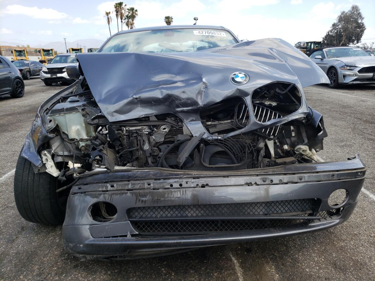 Photo 9 from auction – 2001 BMW 330 I with VIN WBAAV53461FJ70828