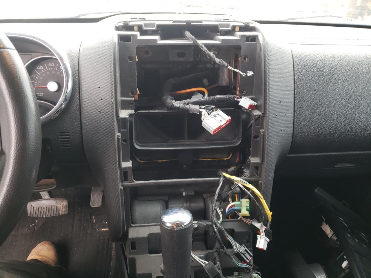 Photo 9 from auction – 2010 FORD EXPLORER X with VIN 1FMEU7DE8AUA02867