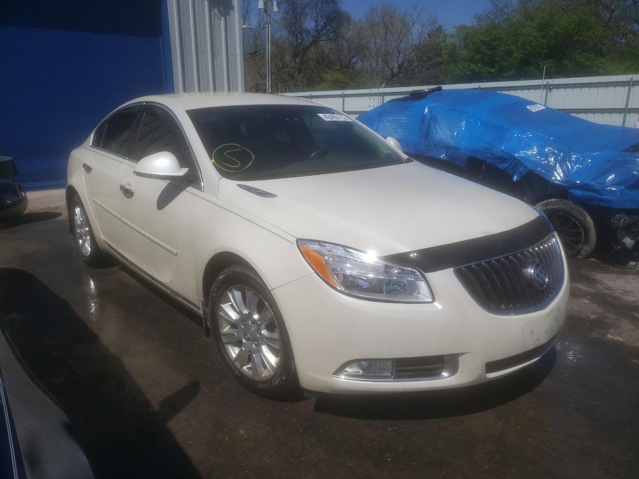 BUICK REGAL 2012 with VIN 2G4GR5ER2C9196019 - Photo from auction