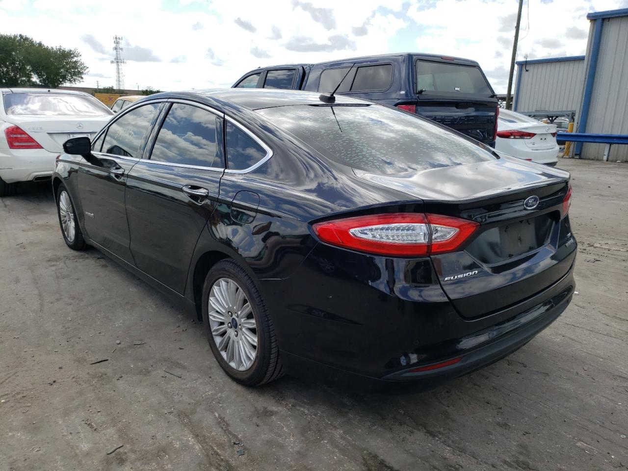 Photo 3 from auction – 2016 FORD FUSION SE with VIN 3FA6P0LU9GR269957