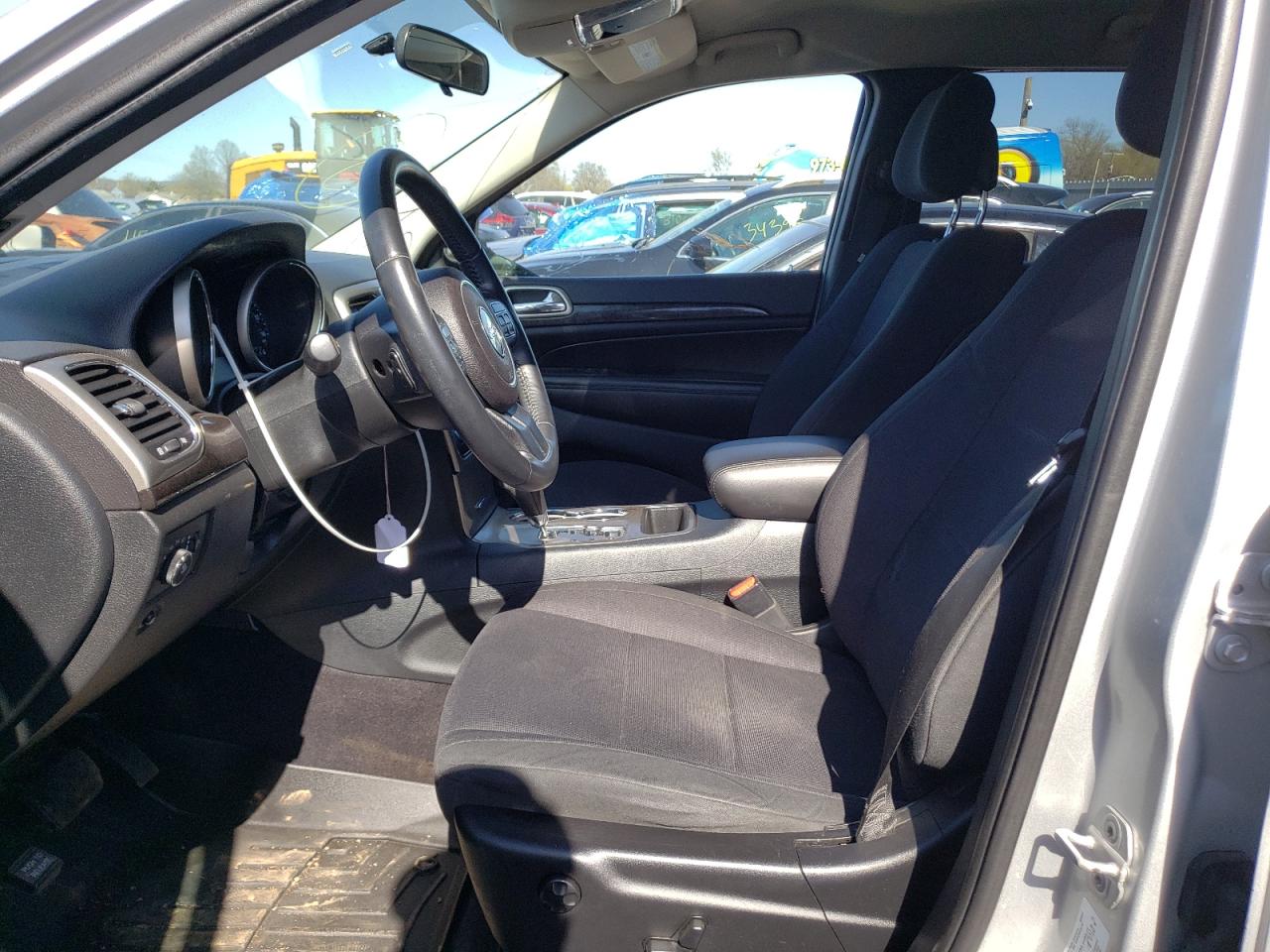 Photo 5 from auction – 2011 JEEP GRAND CHER with VIN 1J4RR4GG0BC566453