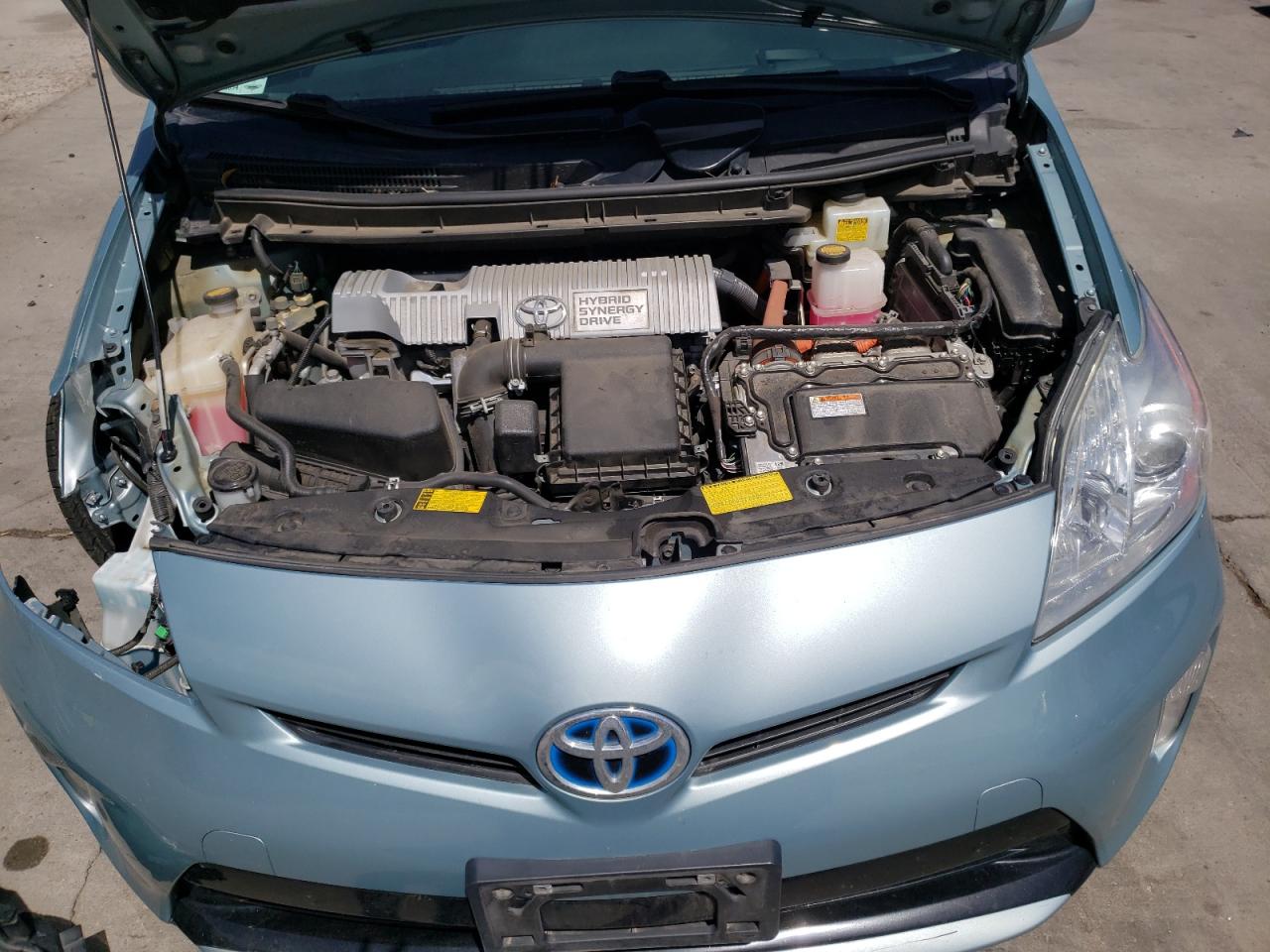 Photo 7 from auction – 2013 TOYOTA PRIUS with VIN JTDKN3DUXD5682337