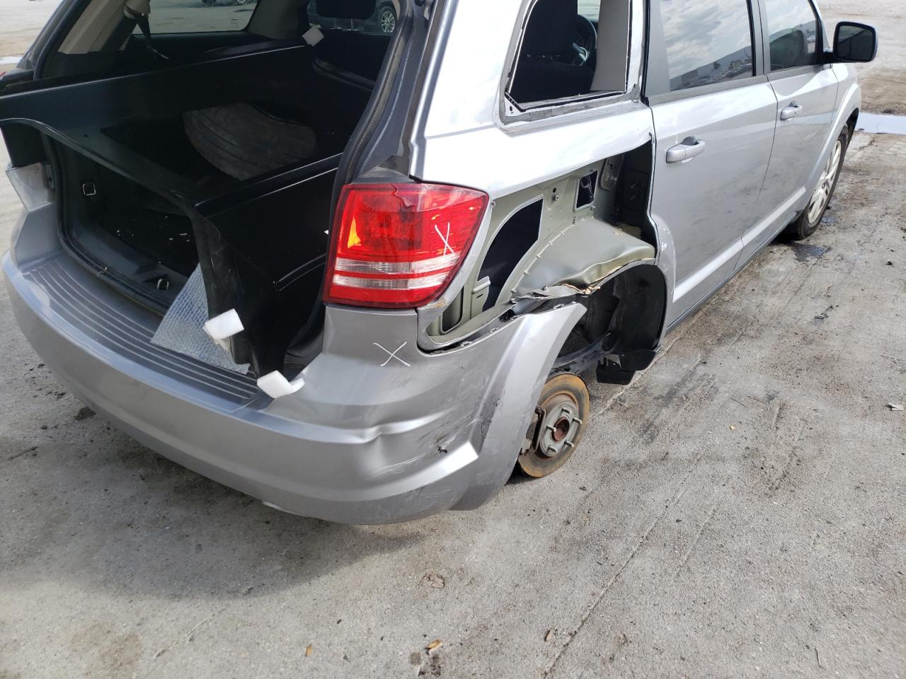 Photo 15 from auction – 2018 DODGE JOURNEY SE with VIN 3C4PDCAB3JT521013