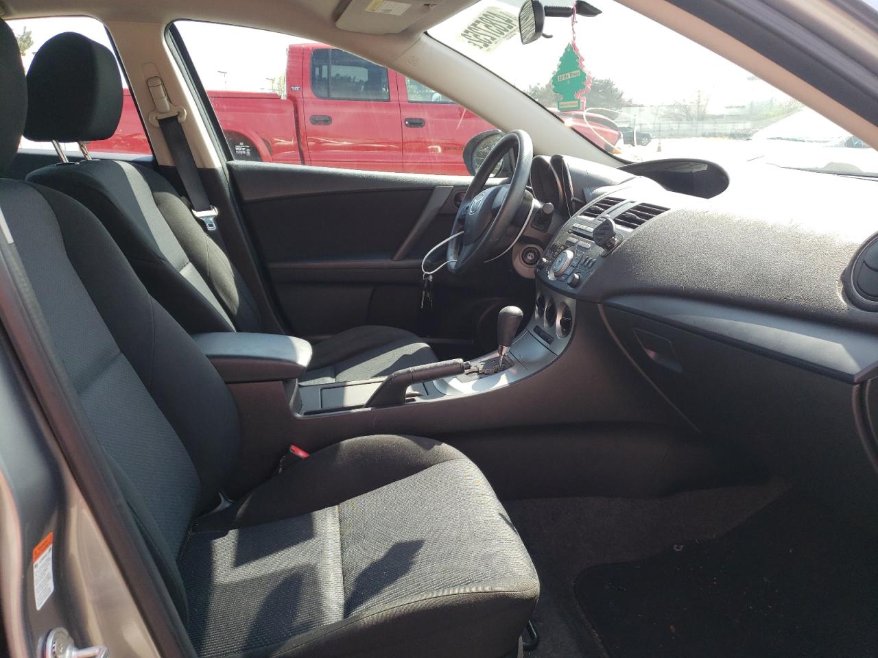 Photo 5 from auction – 2010 MAZDA 3 I with VIN JM1BL1SF5A1267234