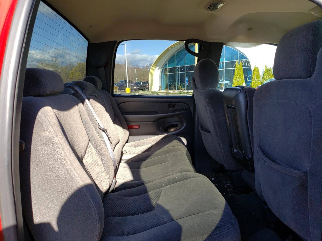 Photo 6 from auction – 2005 CHEVROLET SILVERADO with VIN 2GCEK13T051183097