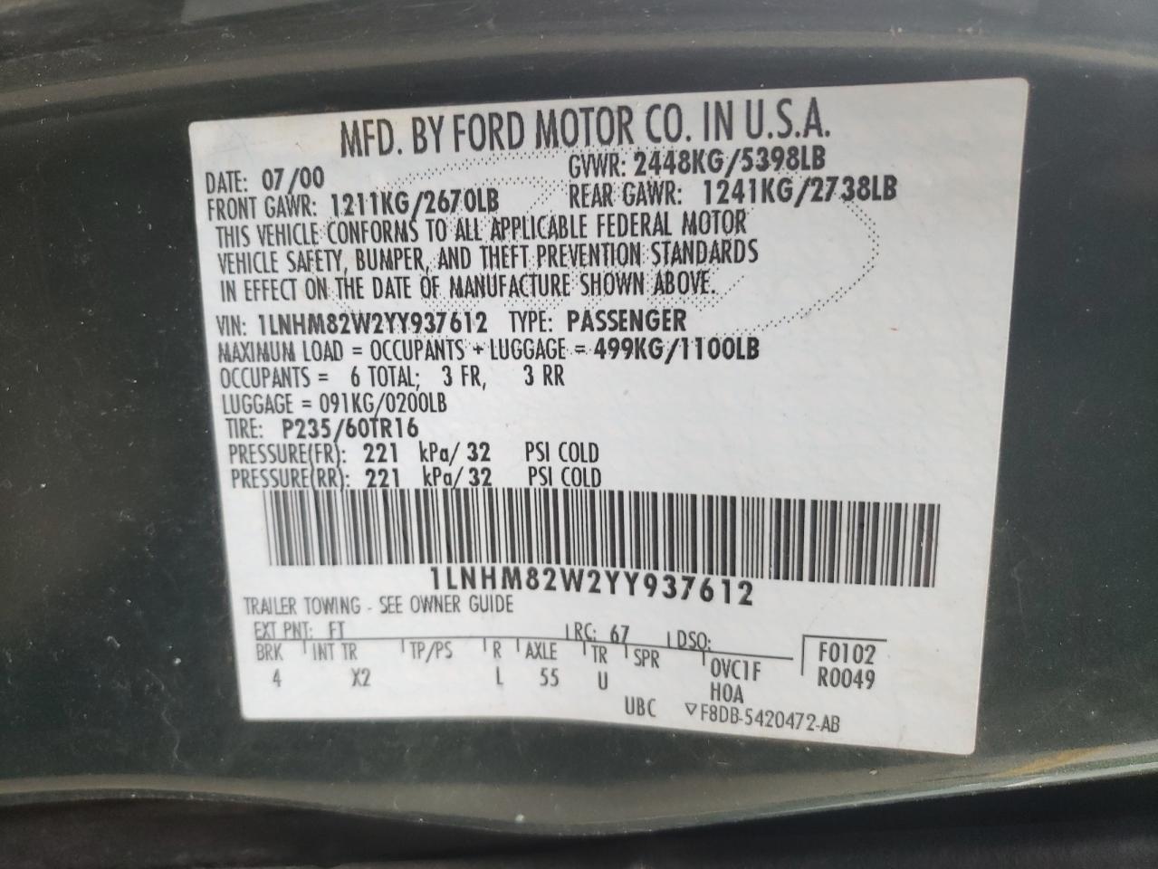 Photo 10 from auction – 2000 LINCOLN TOWN CAR S with VIN 1LNHM82W2YY937612