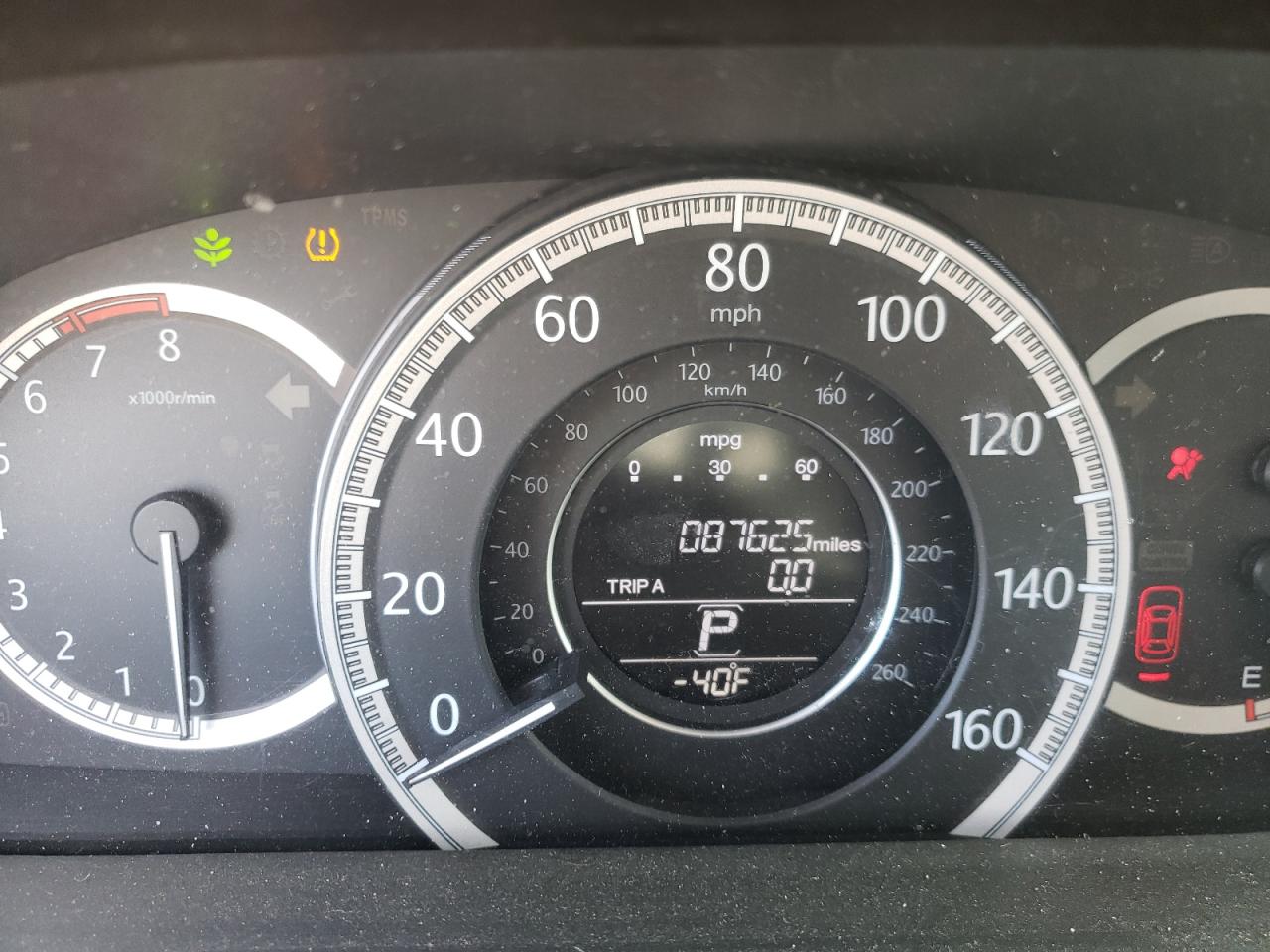 Photo 8 from auction – 2014 HONDA ACCORD LX with VIN 1HGCR2F37EA238771