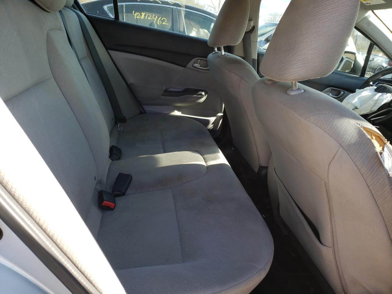 Photo 6 from auction – 2013 HONDA CIVIC LX with VIN 2HGFB2F53DH531490