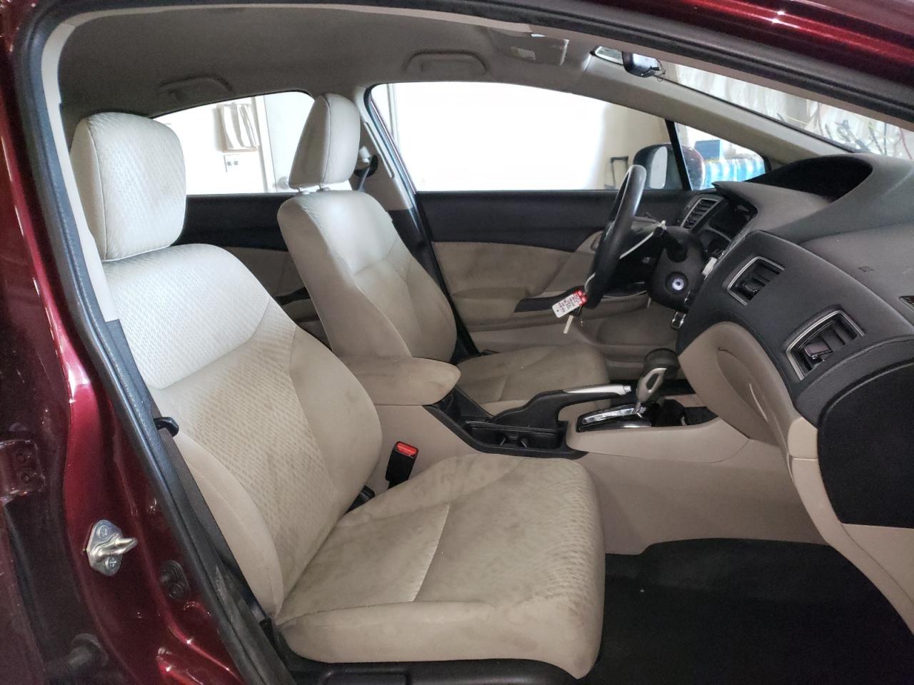 Photo 5 from auction – 2015 HONDA CIVIC LX with VIN 19XFB2F59FE078490
