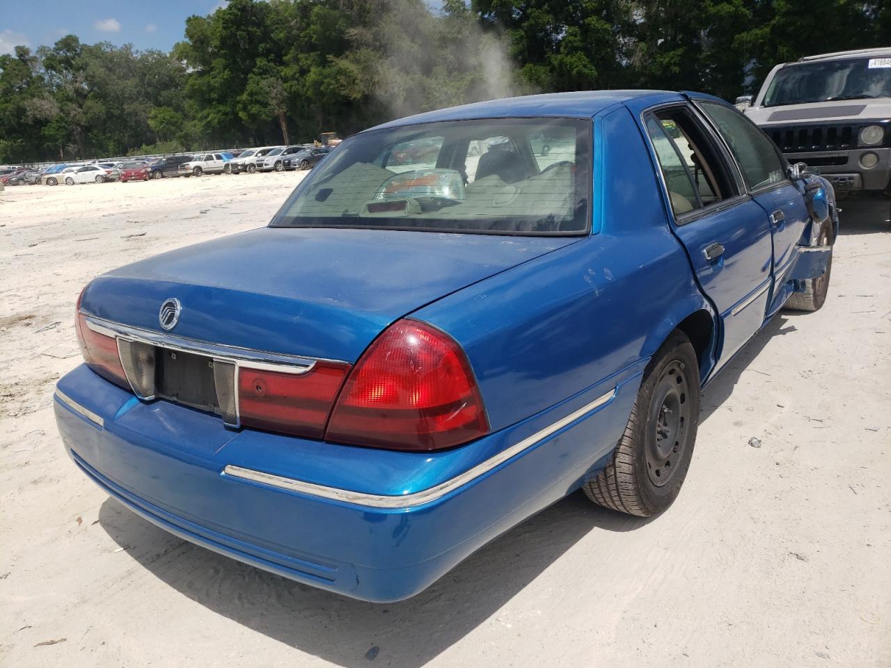 Photo 4 from auction – 2003 MERCURY GRAND MARQ with VIN 2MEFM75W43X711709