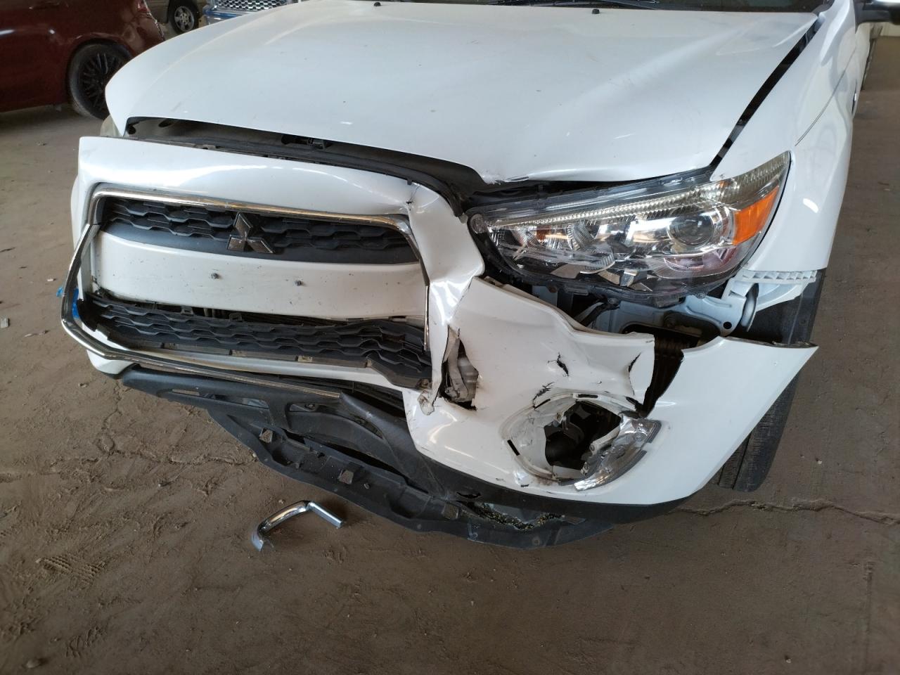 Photo 9 from auction – 2015 MITSUBISHI OUTLANDER with VIN 4A4AR4AU0FE003262