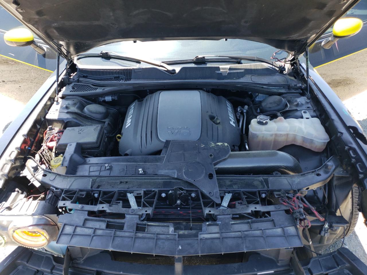Photo 7 from auction – 2019 DODGE CHALLENGER with VIN 2C3CDZBT1KH606407