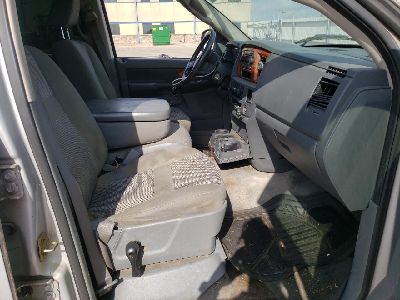Photo 5 from auction – 2006 DODGE RAM 1500 S with VIN 1D7HA18296S659788