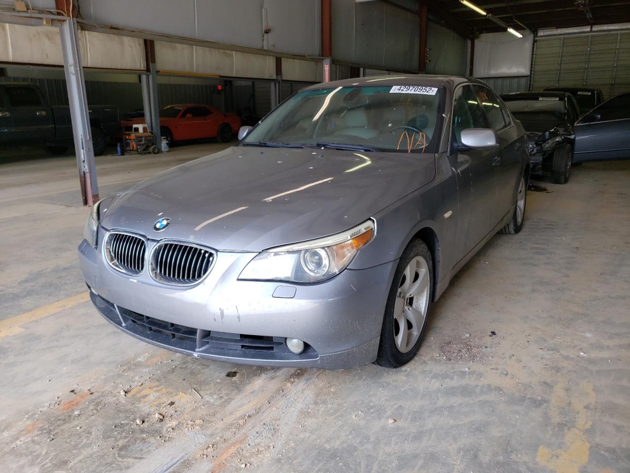 Photo 2 from auction – 2006 BMW 530 I with VIN WBANE73536CM42394