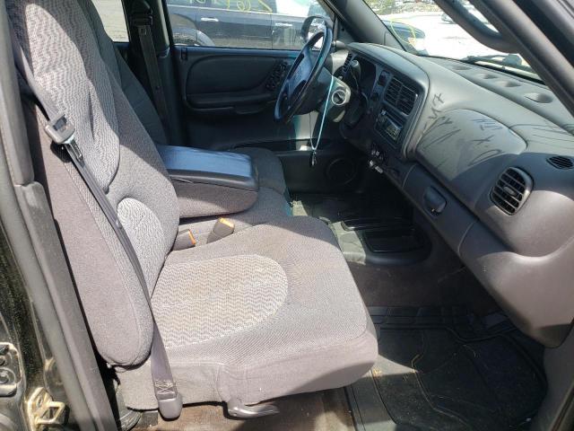 Photo 5 from auction – 2000 DODGE DURANGO with VIN 1B4HR28Y2YF142547