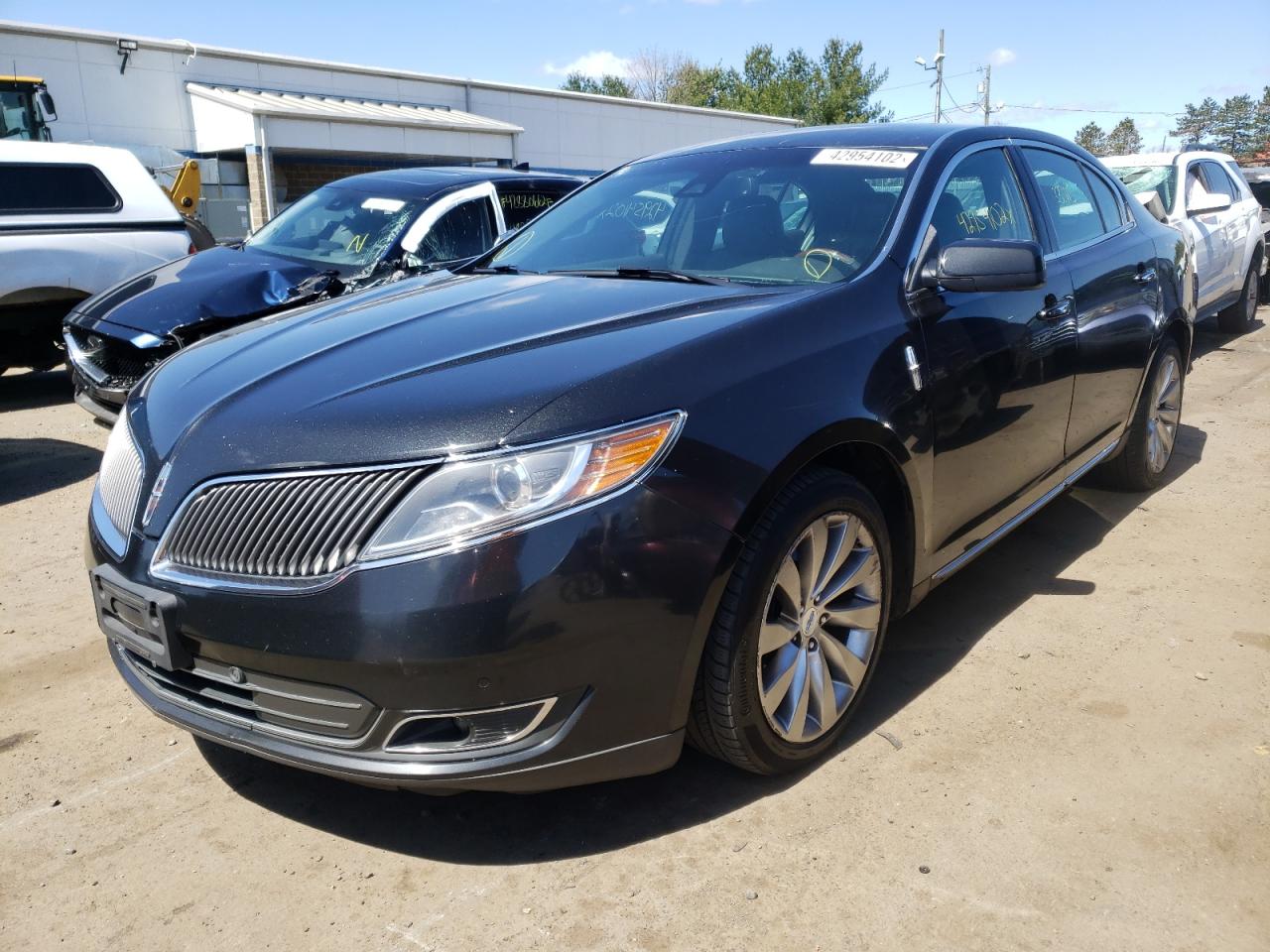 Photo 2 from auction – 2015 LINCOLN MKS with VIN 1LNHL9DK5FG600342