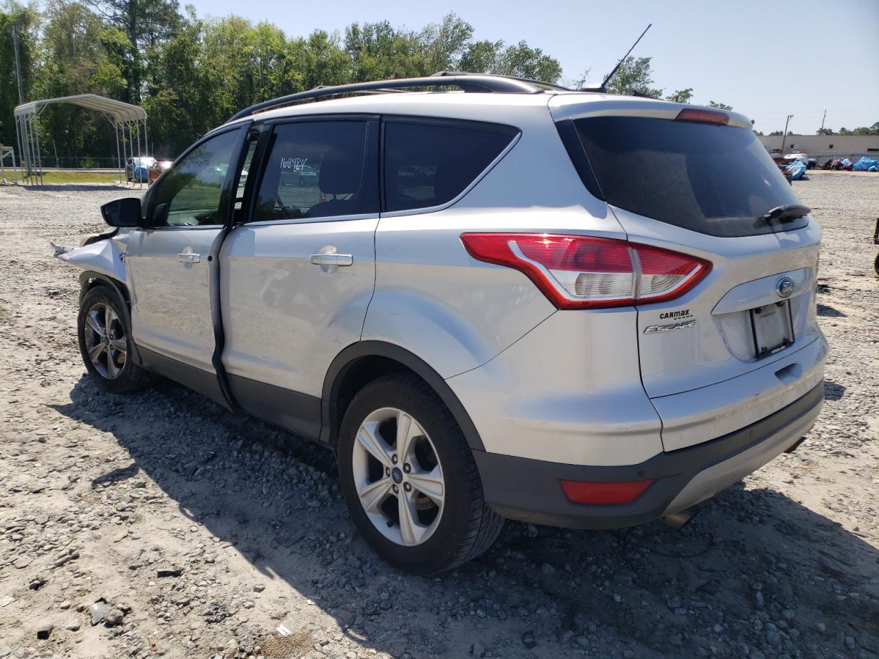 Photo 3 from auction – 2015 FORD ESCAPE SE with VIN 1FMCU0GX7FUA35572