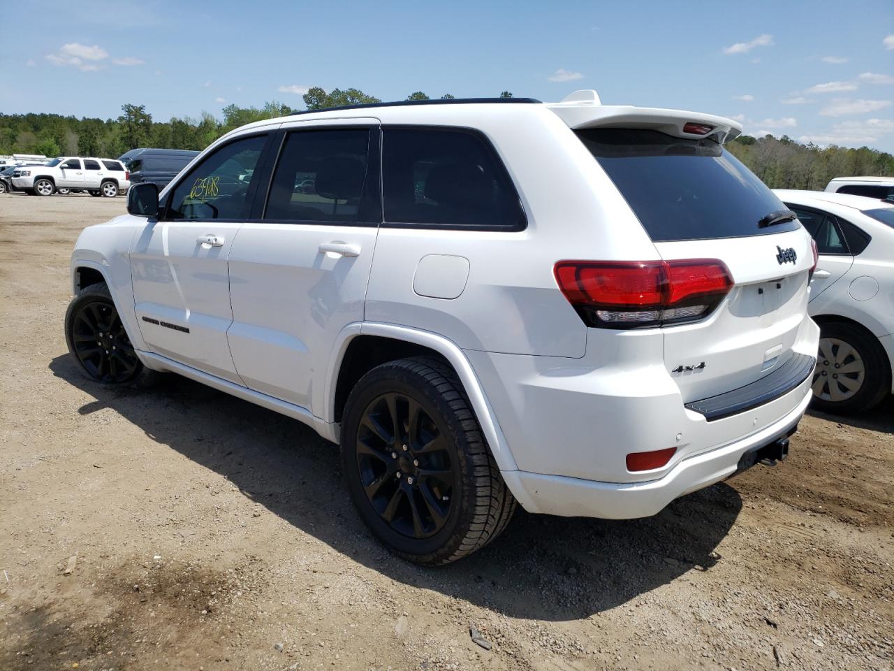 Photo 3 from auction – 2017 JEEP GRAND CHER with VIN 1C4RJFAG0HC906002