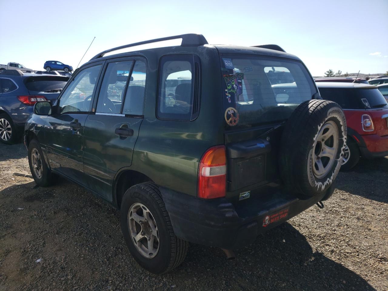 Photo 3 from auction – 1999 CHEVROLET TRACKER with VIN 2CNBJ13C9X6902502
