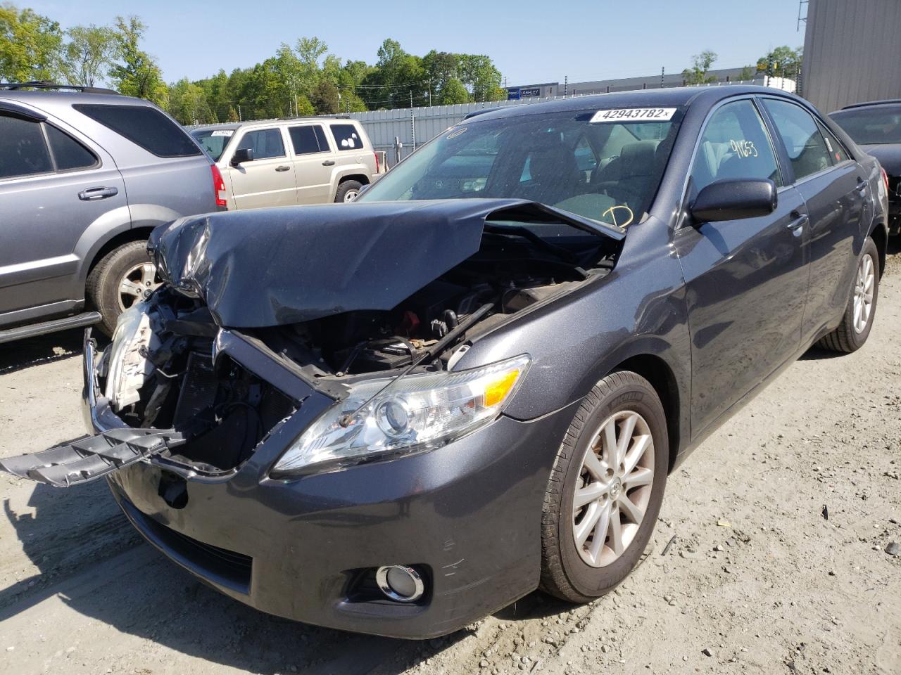 Photo 2 from auction – 2011 TOYOTA CAMRY BASE with VIN 4T1BF3EK8BU121658