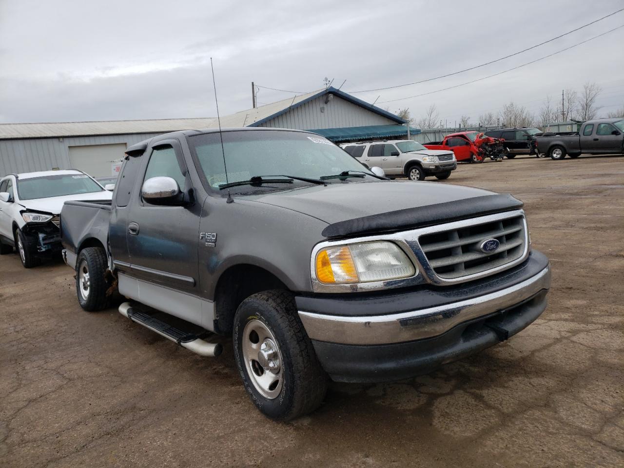 FORD F150 2002 с VIN 1FTRX17L02NB09590 - Фото с аукциона