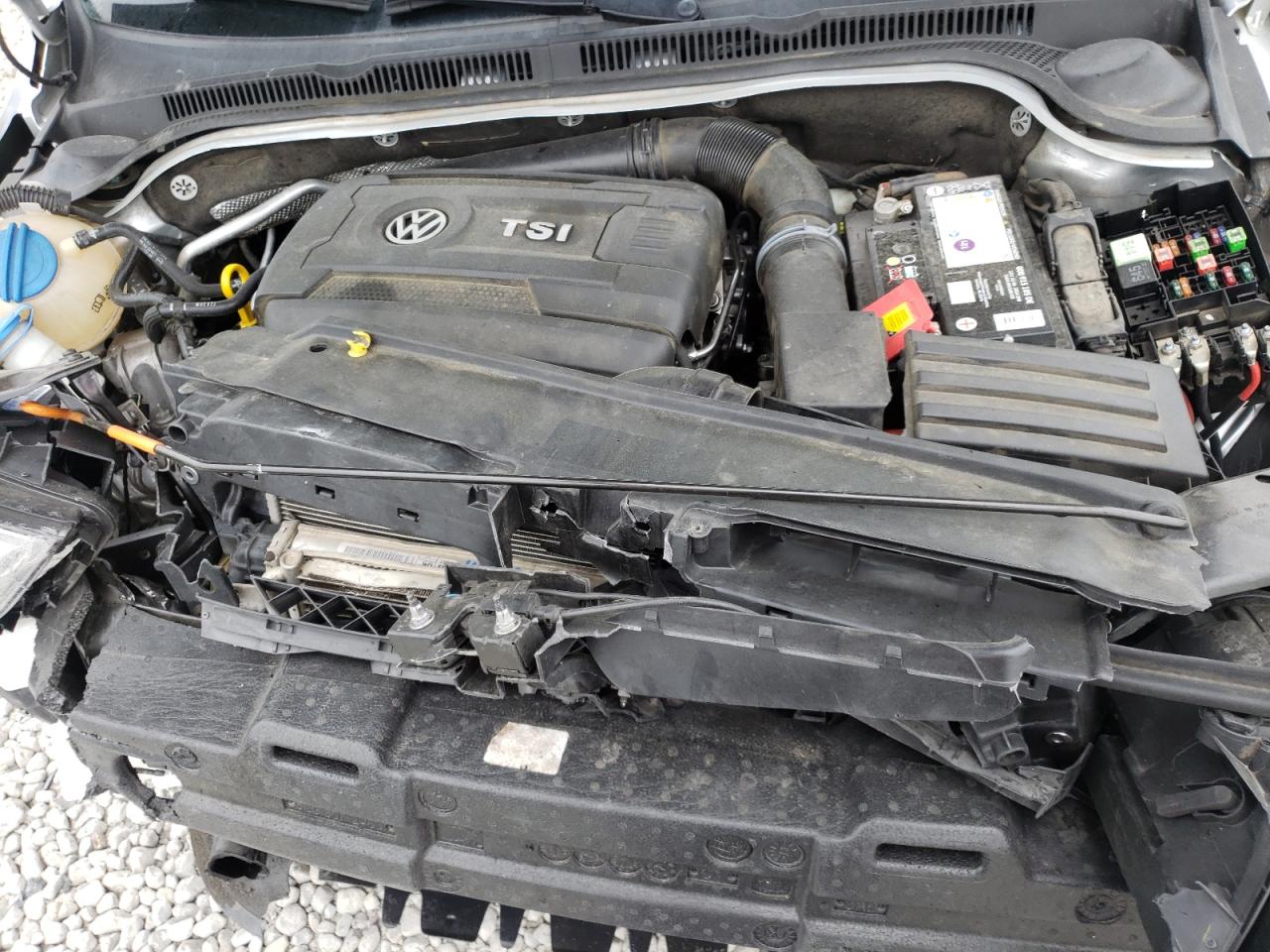 Photo 7 from auction – 2014 VOLKSWAGEN JETTA SE with VIN 3VWD07AJ9EM222863