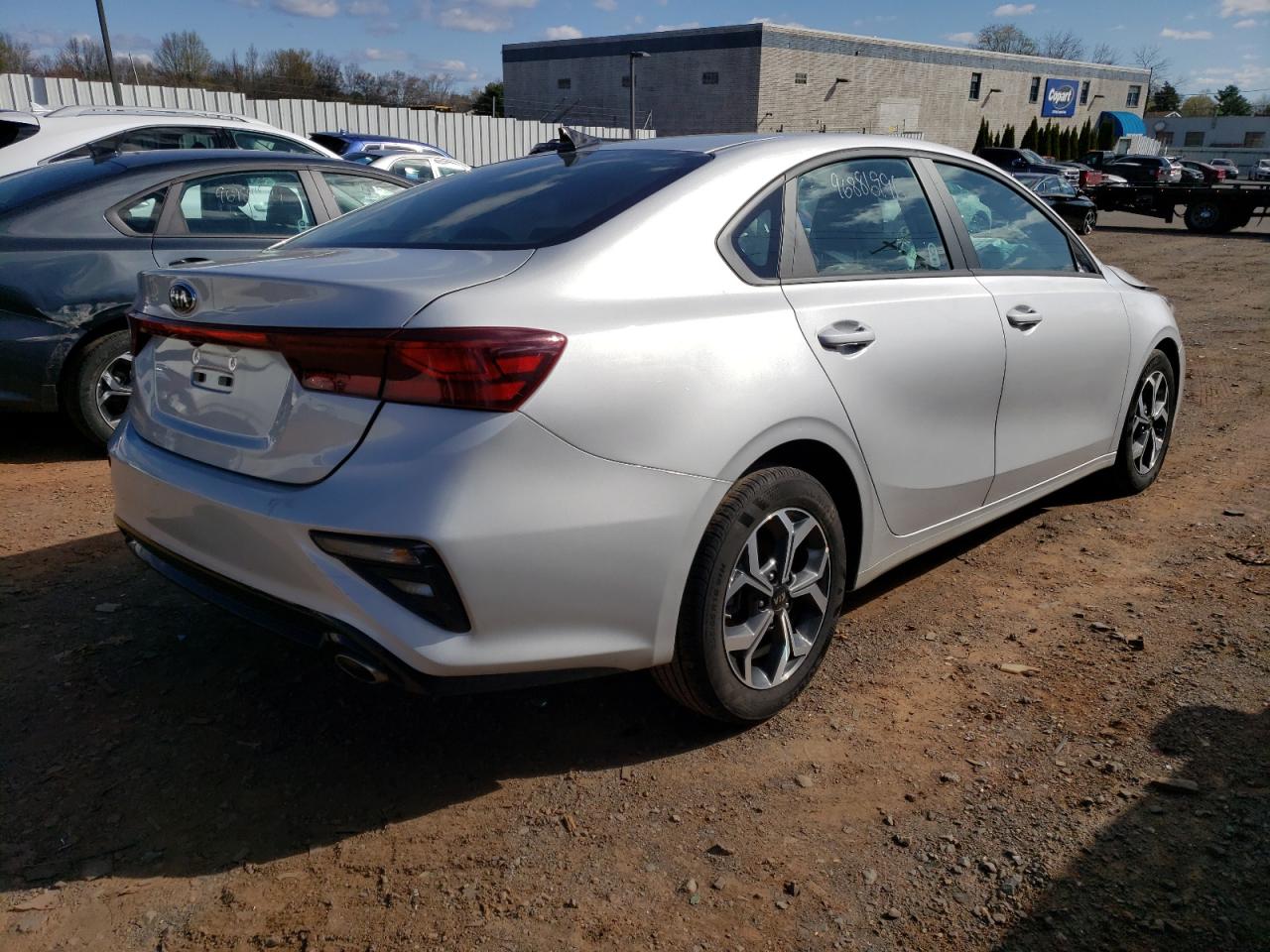 Photo 4 from auction – 2021 KIA FORTE FE with VIN 3KPF24AD5ME345860