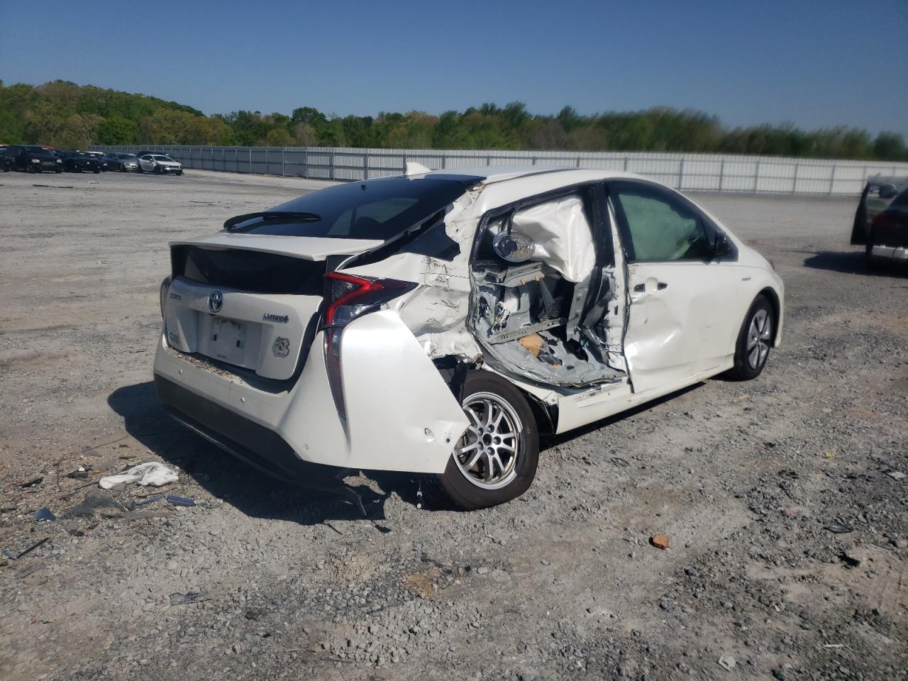 Photo 4 from auction – 2017 TOYOTA PRIUS with VIN JTDKARFU3H3051510