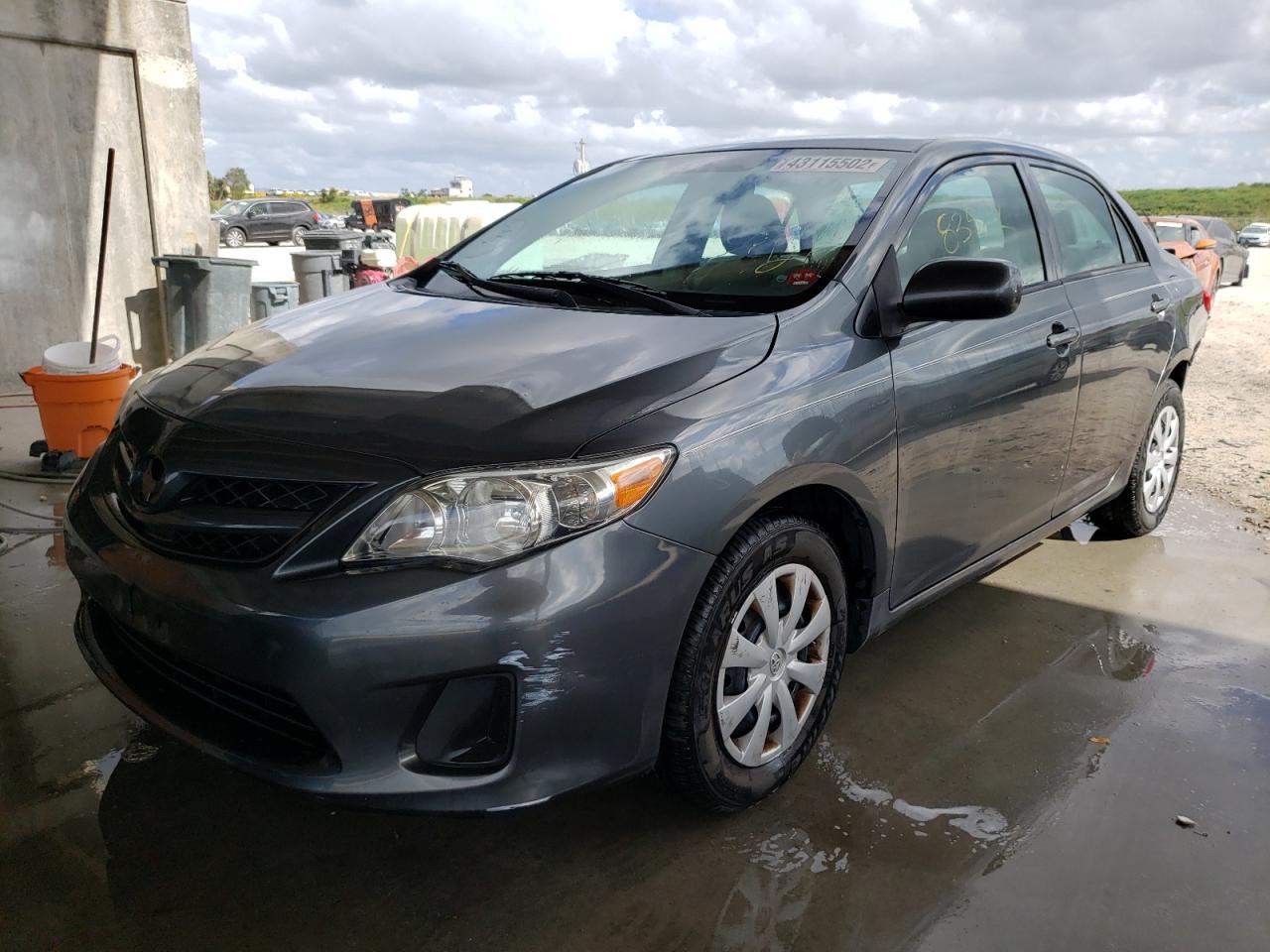 Photo 2 from auction – 2013 TOYOTA COROLLA BA with VIN 2T1BU4EEXDC104953