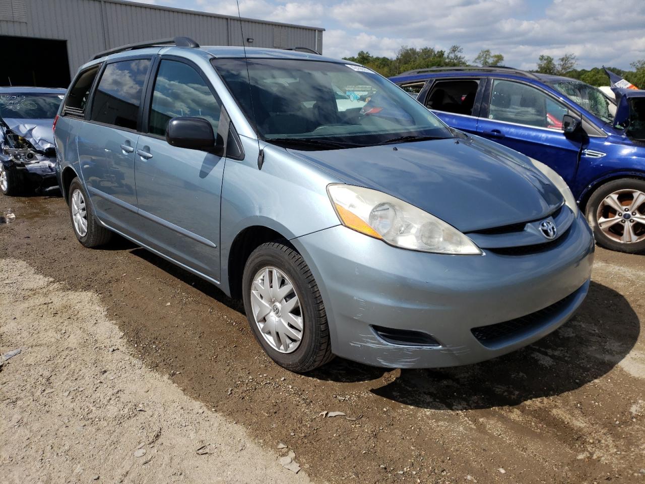 TOYOTA SIENNA CE 2009 with VIN 5TDZK23C59S239685 - Photo from auction