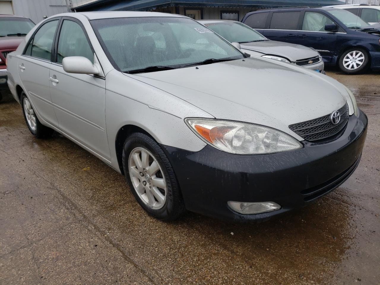 TOYOTA CAMRY LE 2003 with VIN 4T1BF30K53U544447 - Photo from auction