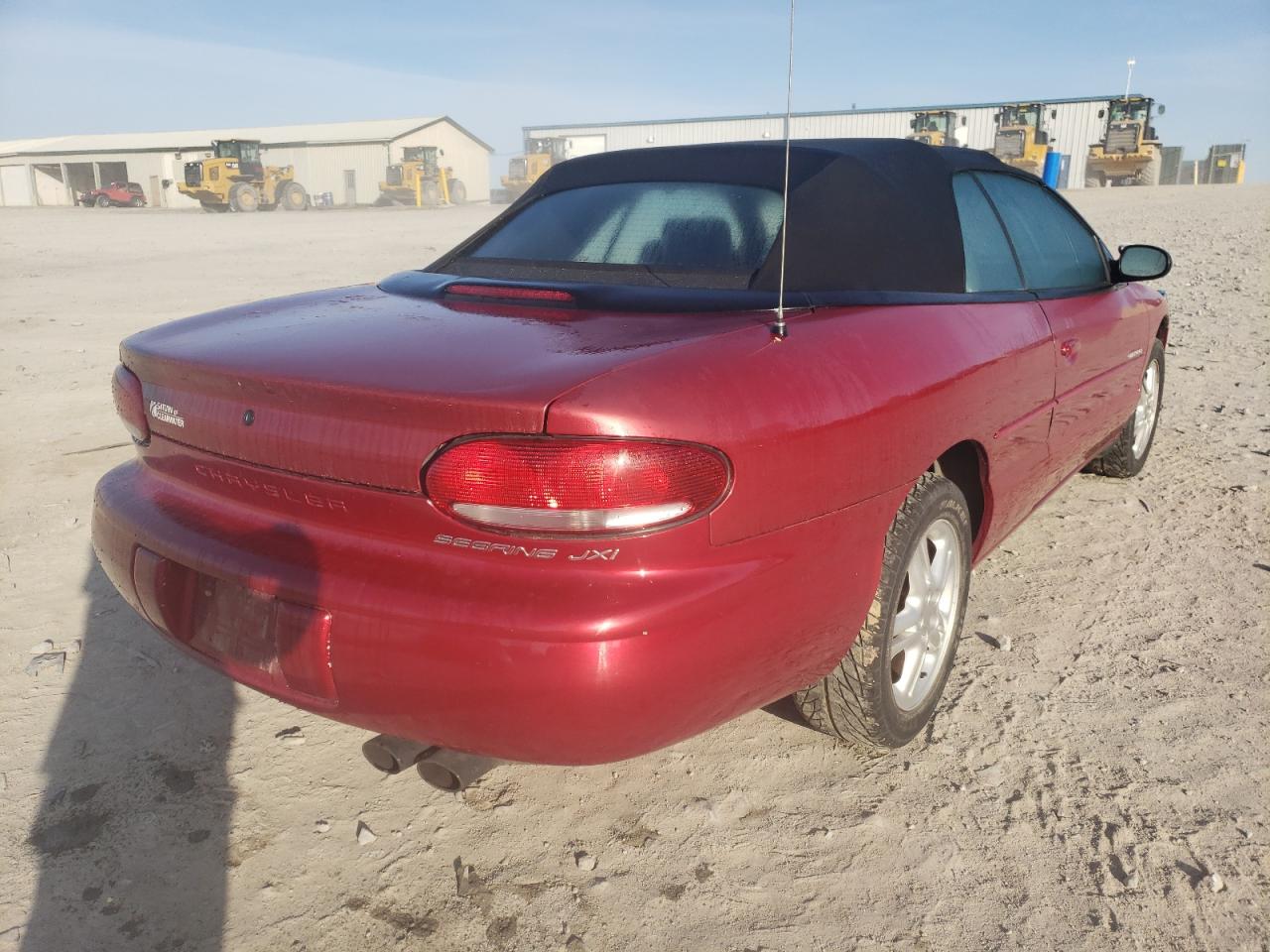 Photo 4 from auction – 1996 CHRYSLER SEBRING with VIN 3C3EL55H7TT297501