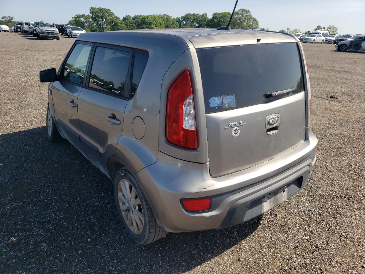 Photo 3 from auction – 2013 KIA SOUL with VIN KNDJT2A56D7591787