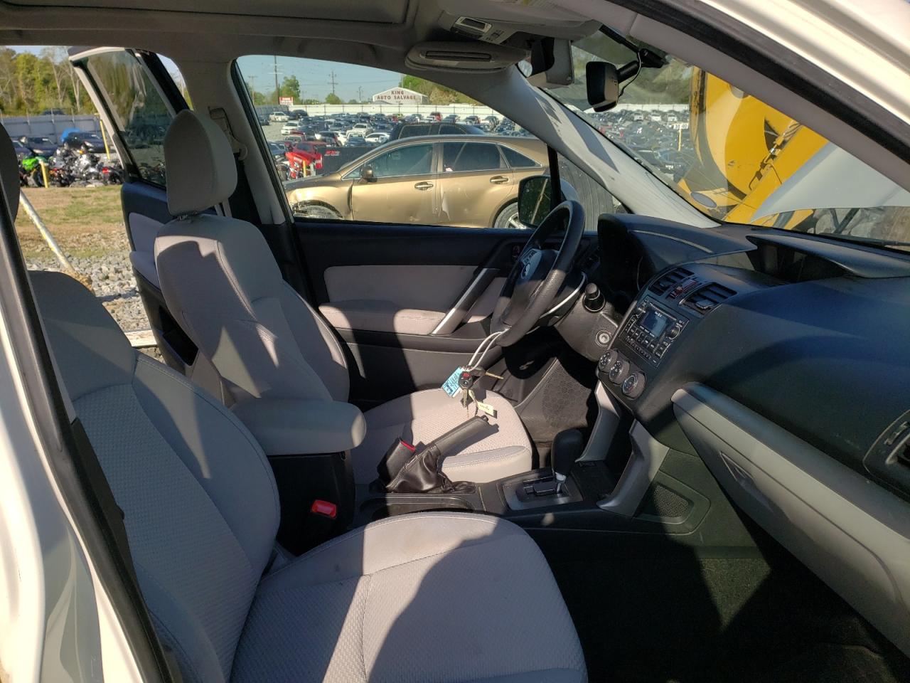Photo 5 from auction – 2015 SUBARU FORESTER 2 with VIN JF2SJADC3FH812081