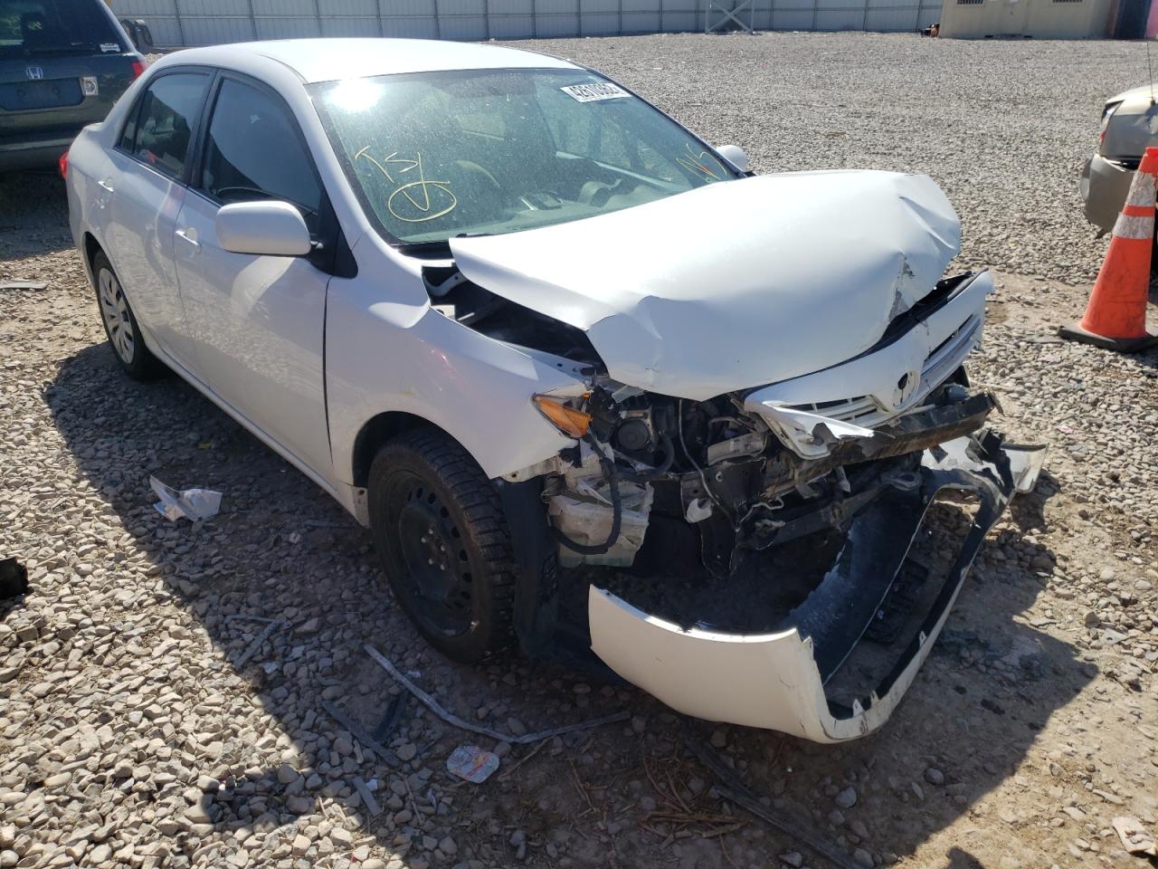 TOYOTA COROLLA BA 2013 z numerem VIN 5YFBU4EE8DP123520 - Zdjęcie z aukcji