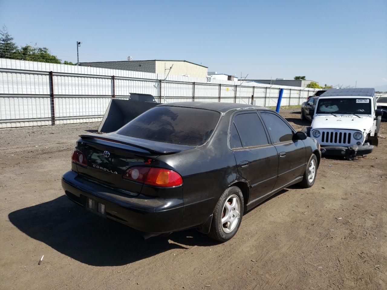Photo 4 from auction – 2001 TOYOTA COROLLA CE with VIN 1NXBR12E01Z458107