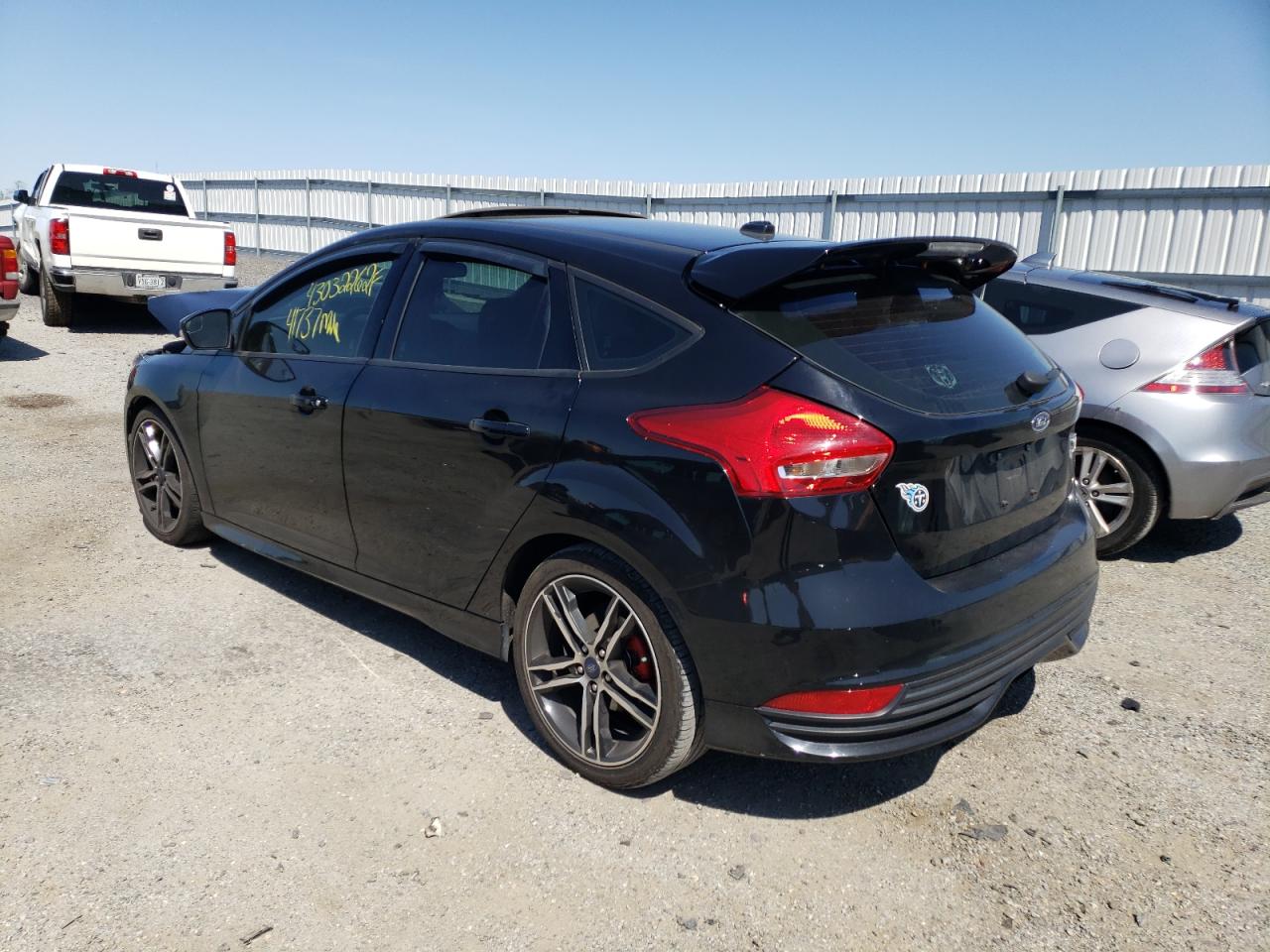 Zdjęcie 3 z aukcji – 2017 FORD FOCUS ST z VIN 1FADP3L94HL208763