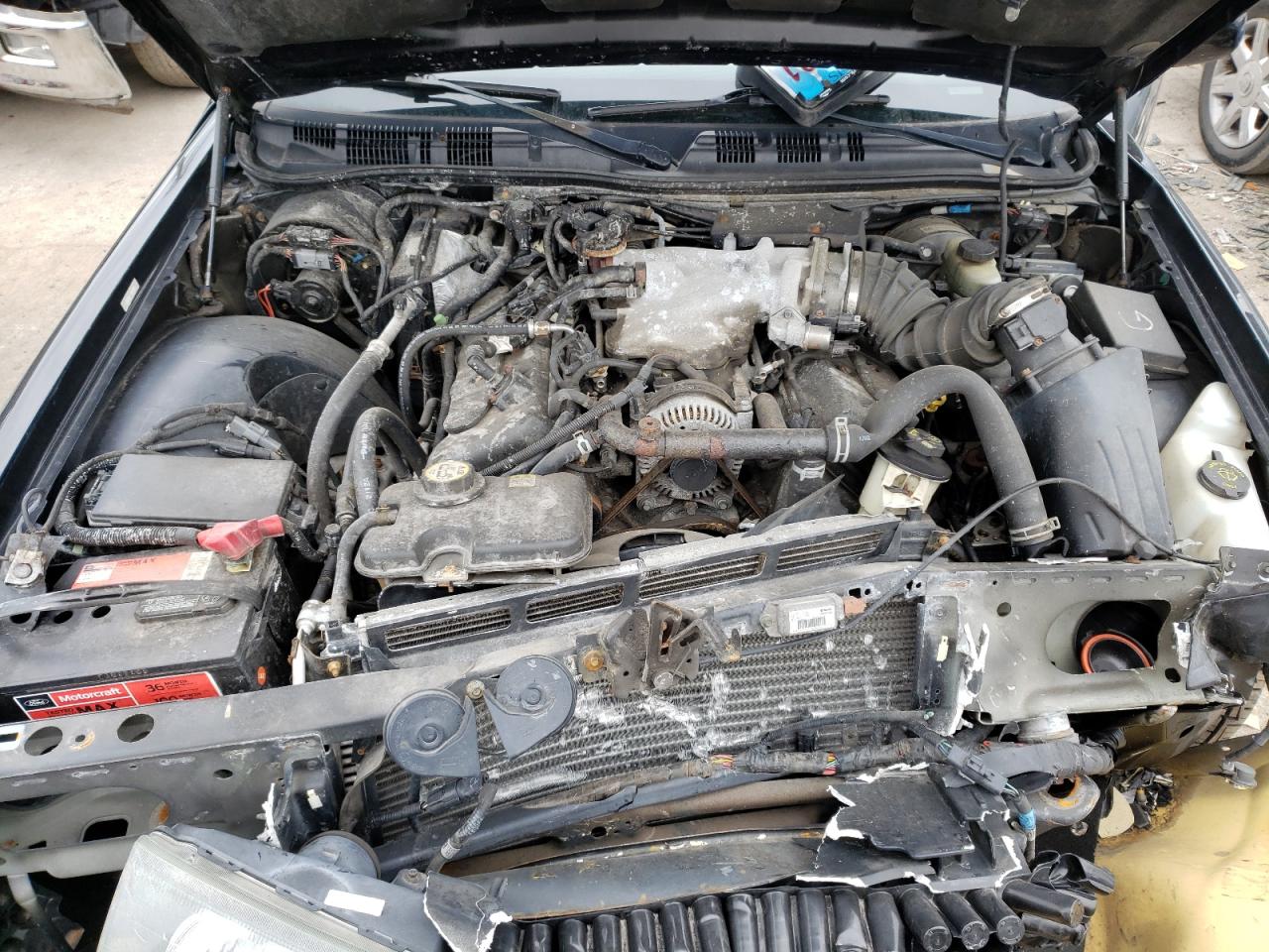 Photo 7 from auction – 2003 MERCURY MARAUDER with VIN 2MEHM75VX3X633758